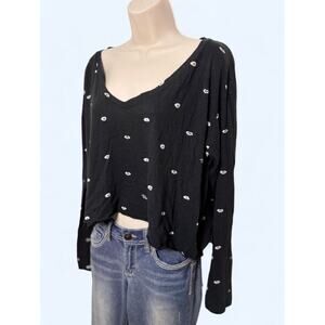 VS Pink Black V Neck Long Sleeve Crop Top Allover Print Y2K